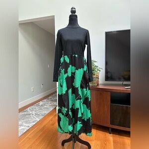 BTFBM Black Green dress